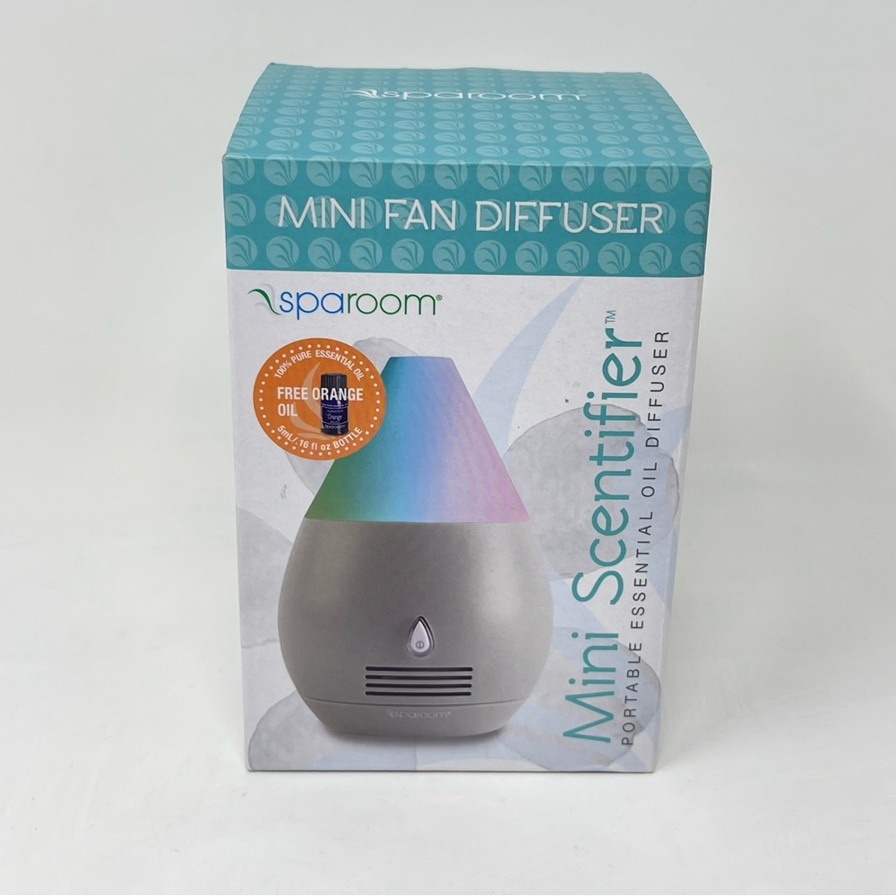 NIB! Sparoom- Gray Light Up Mini Scentifier Oil Diffuser W/ Pads!